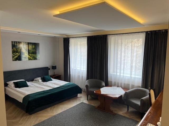 Hotel Baltazar Pułtusk Ngoại thất bức ảnh